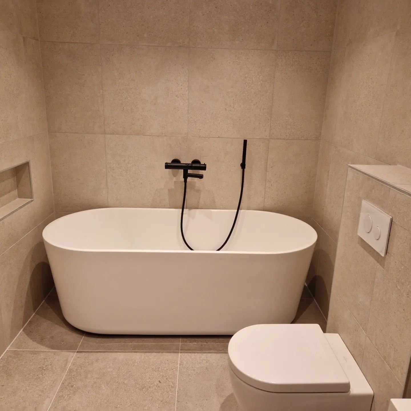 Totalrehabilitering av bad med frittstående badekar